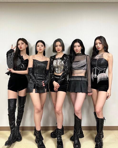 ITZY Biography: YouTube, Net Worth, Age, Parents, Formation, Awards, Members, TikTok