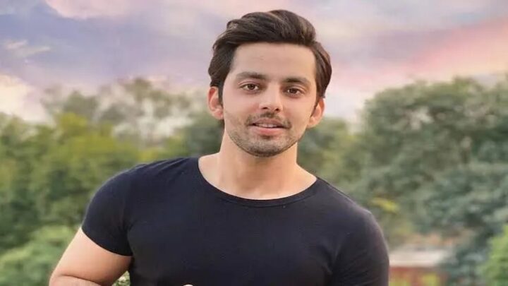 Himansh Kohli Biography: Net Worth, Age, Wife, Sister, Height, Parents, Movies & TV Shows, Ethnicity, Awards