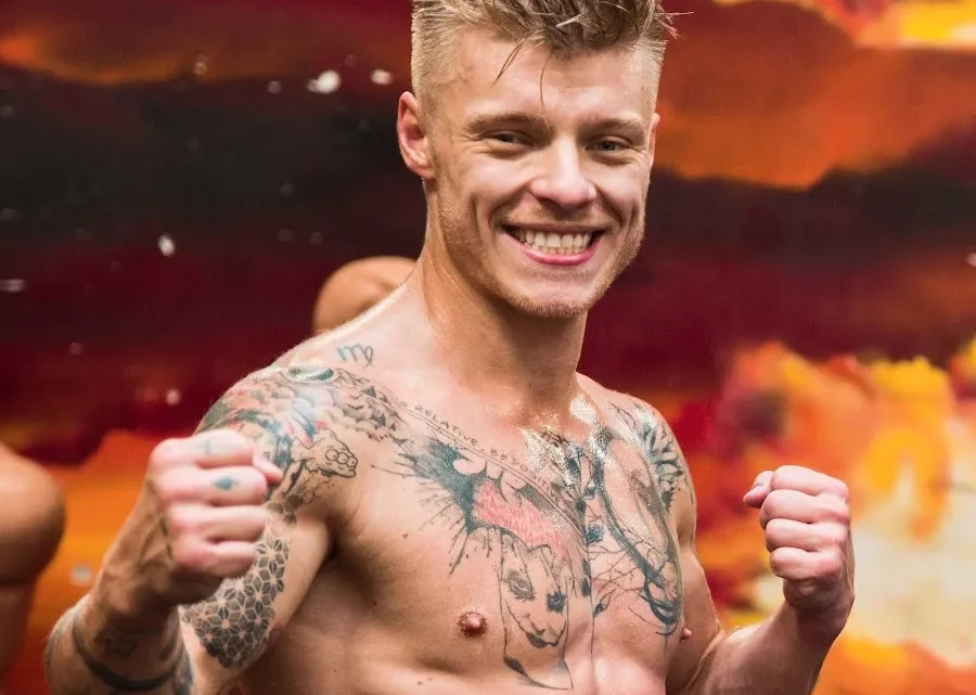 Tomáš Chlup Biography: Ethnicity, YouTube, Net Worth, Awards, Instagram, Movies, Parents, Age, Height, Girlfriend