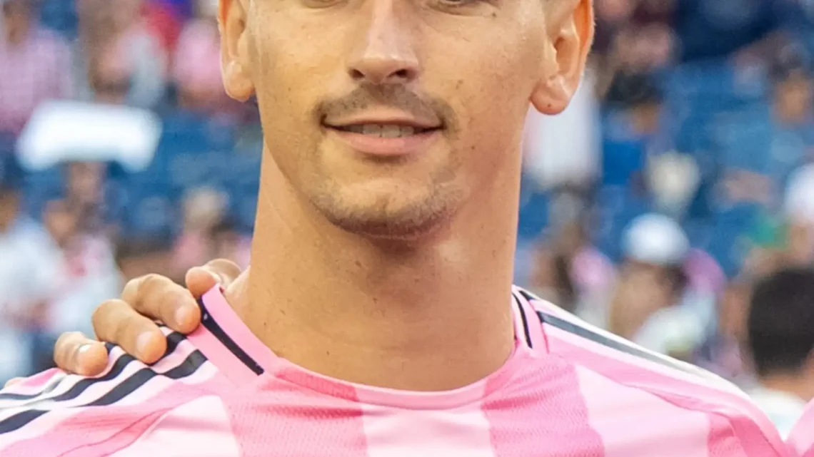 Tadeo Allende Biography: Net Worth, Age, Football Club, Parents, Awards, Height, Ethnicity, Girlfriend