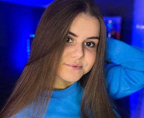 Šmigićka Biography: Age, Parents, Net Worth, Height, YouTube, Career, Boyfriend