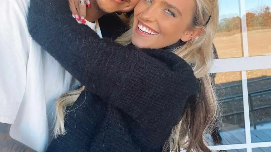 Mackenzie Galloway Biography: Age, Husband, Daughter, TikTok, College Life, Net Worth, Height, Wiki