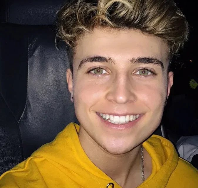 Brooklyn Wyatt Biography: Age, Parents, Band, Songs, Net Worth, Height, Siblings, Wiki, Partner