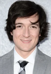 Josh Brener