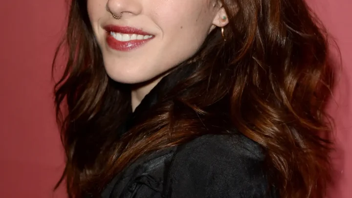 Olivia Thirlby Biography: Age, Ex-Husband, Net Worth, Height, Parents, Movies & TV Shows