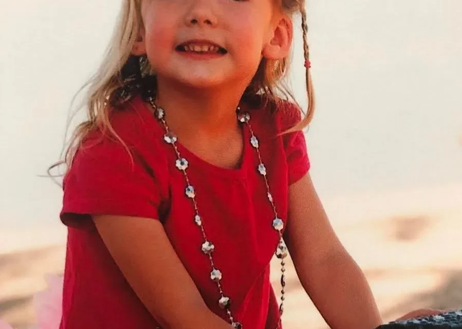 Sabrina Burlando Biography: Age, Parents, Net Worth, Height, TikTok, Career, Partner, Disability