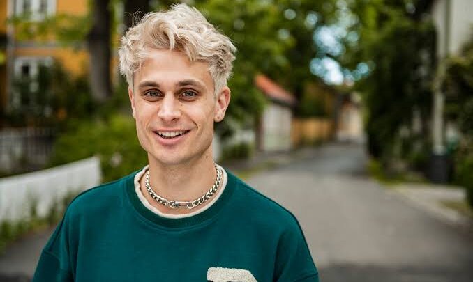 Victor Sotberg Biography: Parents, Awards, Books, Height, Girlfriend, Age, YouTube, Movies, Ethnicity, Net Worth