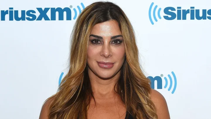 Siggy Flicker Biography: Age, Husband, Children, Net Worth, Height, Parents, TV Shows, TikTok