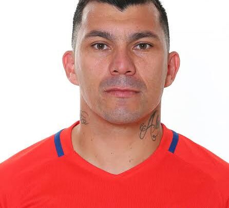 Gary Medel  Biography: Height, Children, Ethnicity, Football Clubs, Wife, Contracts, Age, Awards, Religion