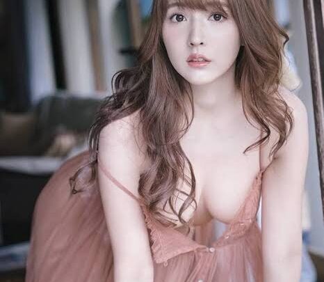 Yua Mikami Biography: Ethnicity, Boyfriend, Height, Parents, YouTube, Age, Movies, Net Worth, Songs