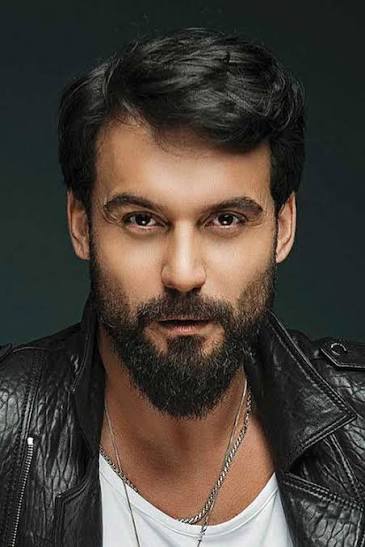 Ali Ersan Duru Biography: Awards, Parents, Instagram, Movies, Net Worth, Girlfriend, Religion, Height, Age