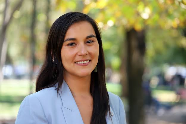 Izkia Siches Biography: Children, Net Worth, Politics, COVID-19, Height, Age, Awards, Children, Ethnicity, Religion