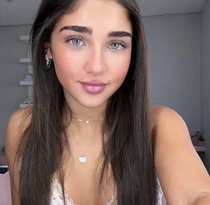 Sienna Walker Biography: Instagram, Boyfriend, Net Worth, Age, Height, Ethnicity, TikTok