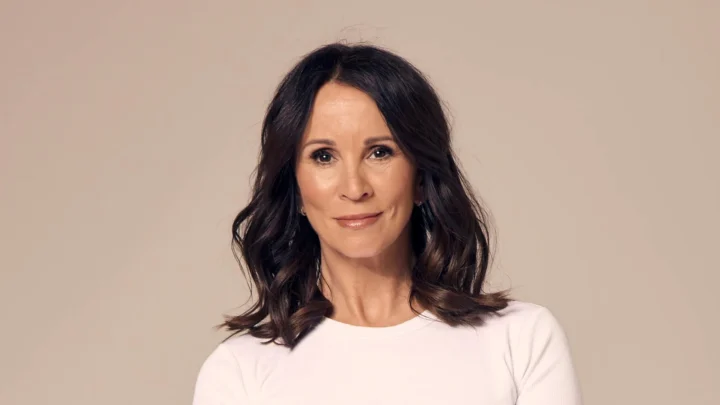 Andrea McLean Biography: Age, Net Worth, Height, Husband, Kids, Career, TV Shows, Books
