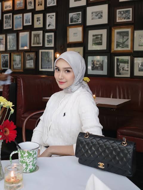 Melody Prima Biography: Age, Ex-Husband, Son, Siblings, Parents, Height, Net Worth, Movies, Divorce