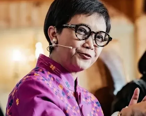 Retno Marsudi Biography: Age, Husband, Children, Parents, Net Worth, Siblings, Height, Envoy, Nationality