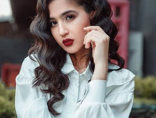 Durdona Qurbonova Biography: Net Worth, Sister, Height, Awards, Movies, Ethnicity, Religion, Age, Boyfriend