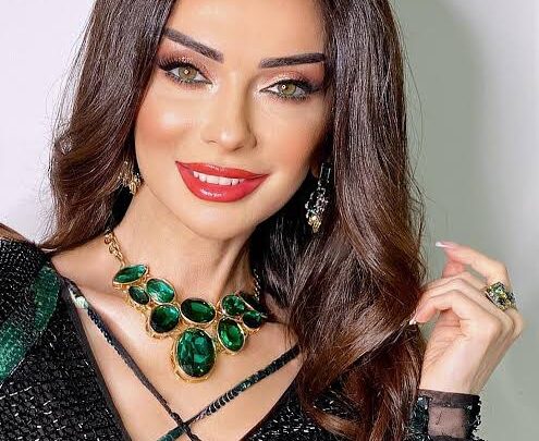 Manana Japaridze Biography: Daughter, Net Worth, Awards, Husband, Songs, Ethnicity, Age, Parents