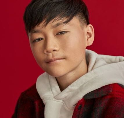 Izaac Wang Biography: Ethnicity, Parents, Instagram, Movies, Girlfriend, Age, Net Worth