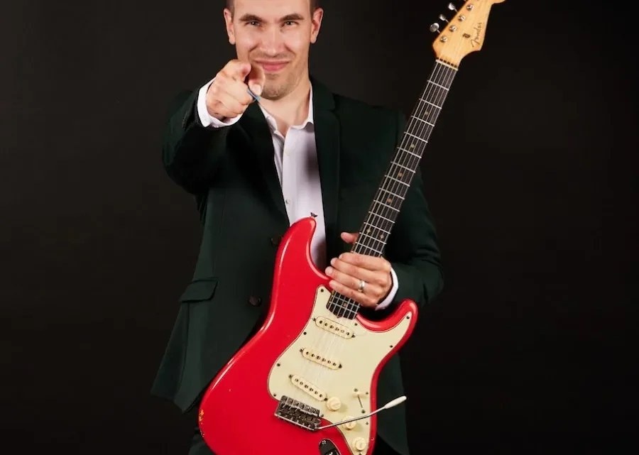 Emanuel Hedberg Biography: Age, Wife, Parents, Height, Net Worth, Career, Instagram, Nationality