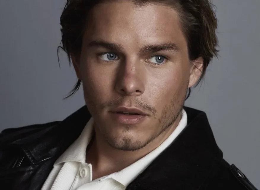 Jake Manley Biography: Ethnicity, Parents, Instagram, Religion, Movies, Age, Wife, Awards