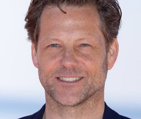 Jamie Bamber Biography: Ethnicity, Parents, Net Worth, Wife, Age, Height, Movies, Children, Awards