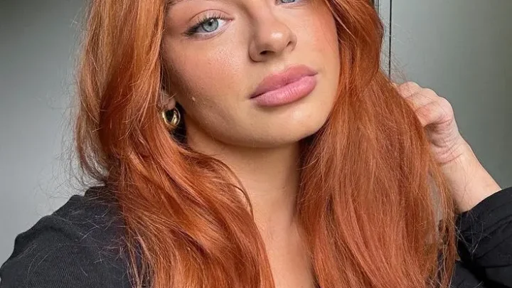 Chloe Plumstead Biography: Age, Height, Net Worth, Parents, Blog, Gardening, Instagram, Partner