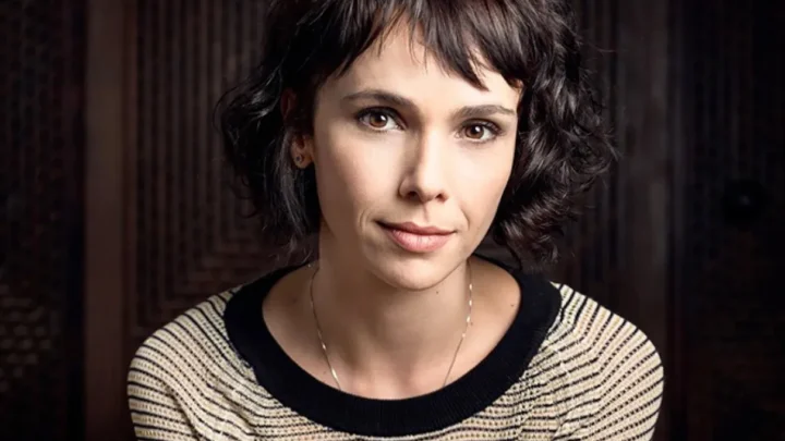 Débora Falabella Biography: Age, Husbands, Daughter, Films, Awards, Net Worth, Height, Wiki