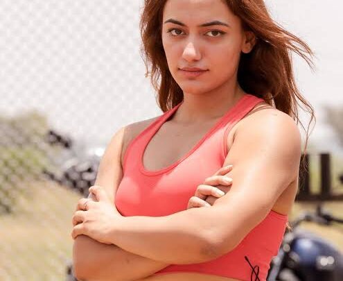 Pallavi Yadav Biography: Age, Sister, MTV Roadies, Fitness, Ex-Boyfriend, Net Worth, Height, Wiki
