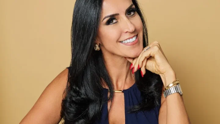Sarah Alzugaray Biography: Net Worth, Age, Ex-Husband, Children, Parents, Real Estate, Height, YouTube, Ethnicity