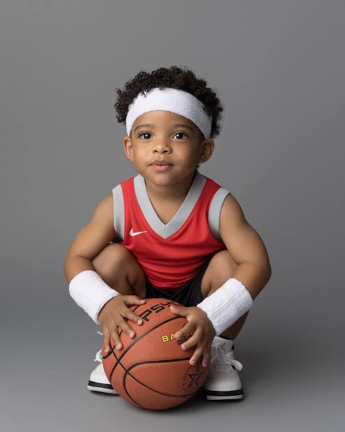 Shine Anthony Roberts Biography: Age, Parents, Height, Net Worth, YouTube, Career, Instagram