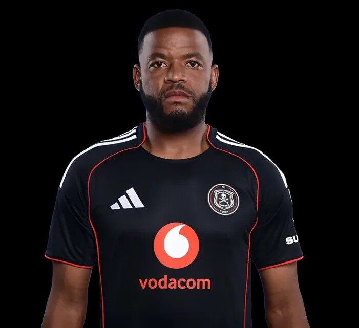 Sipho Mbule Biography: Age, Net Worth, Parents, Height, Wife, Stats, Goals, Orlando Pirates