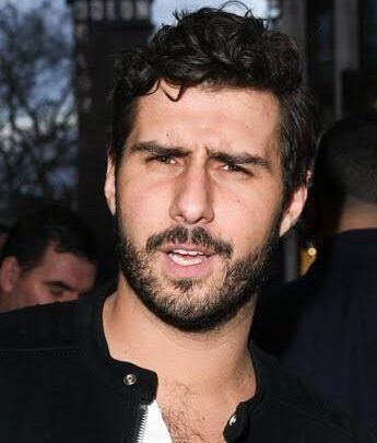 Alik Alfus Biography: Height, Ethnicity, Parents, Instagram, Net Worth, Age, Fashion Brand, Girlfriend, Awards