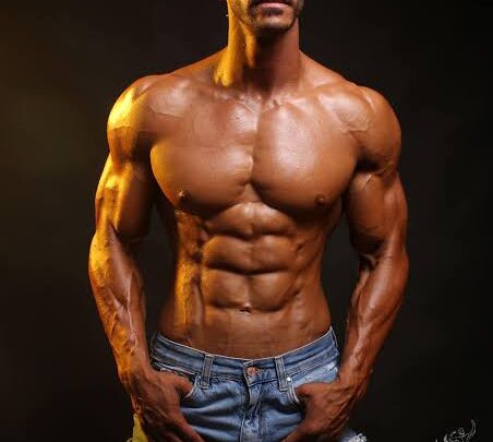 Taha Asaad Biography: Age, Net Worth, Parents, Height, Girlfriend, Bodybuilding, TikTok