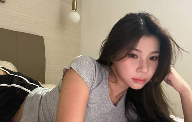 Miki Tew Biography: Age, Height, Net Worth, Sister, Parents, Instagram, Content Creation, Ethnicity