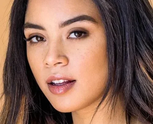 Maya Bijou Biography: Age, Net Worth, Parents, Height, Boyfriend, Career, Instagram