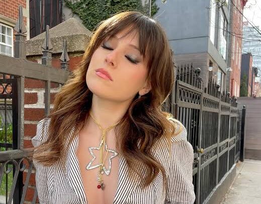 Siena Filippi Biography: Ethnicity, Parents, TikTok, Height, Ethnicity, Age, Religion, Boyfriend