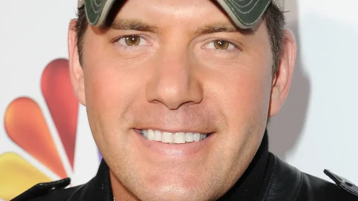Rodney Atkins Biography: Age, Net Worth, Wife, Kids, Songs, Albums, Awards, Parents, Height