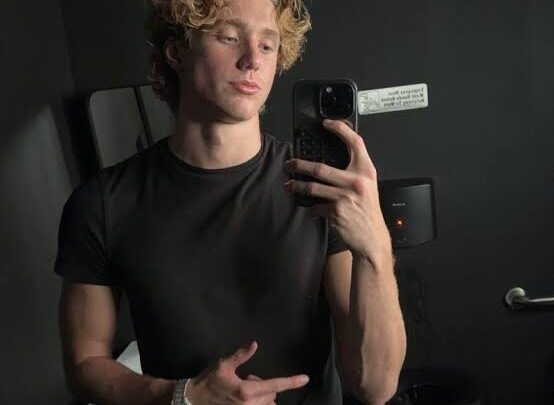 Dakota Izard Biography: Net Worth, Age, Ex-Girlfriends, Sister, Parents, Height, Basketball Career, Instagram