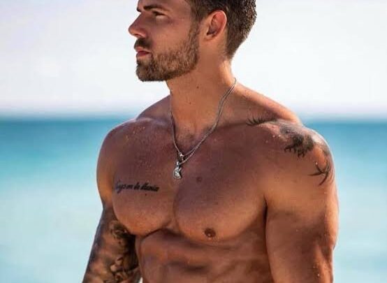 Joss Mooney Biography: Ethnicity, Parents, Instagram, Girlfriend, TV Shows, Height, Religion, Age, Net Worth