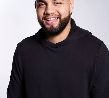 LeJuan James Biography: Awards, Parents, Religion, Books, Height, Ethnicity, Wife, Age, Children, Net Worth
