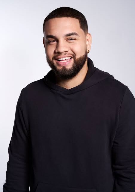 LeJuan James Biography: Awards, Parents, Religion, Books, Height, Ethnicity, Wife, Age, Children, Net Worth