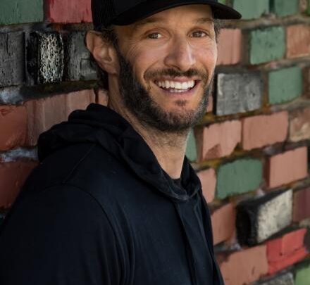 Josh Wolf Biography: Children, Net Worth, Books, Parents, Age, Ethnicity, Height, Movies, Awards, Wife