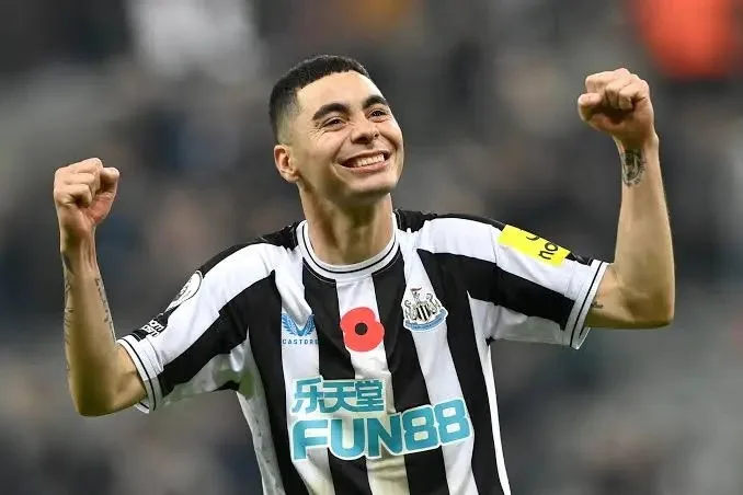 Miguel Almirón Biography: Net Worth, Clubs, Age, Wife, National Team, Stats, Son, Parents, Height, Instagram, Awards