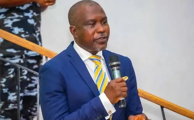Shuaib Afolabi Salisu Biography: State of Origin, Instagram, Age, Wife, Children, Parents, Height, Net Worth, Senate Career