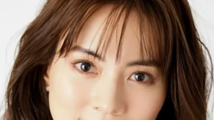 Mew Azama Biography: Runway, Instagram, Height, Net Worth, Husband, Movies, Awards, Ethnicity, Age