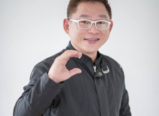Chinkee Tan Biography: Parents, YouTube, Religion, Height, Awards, Ethnicity, Children, Net Worth, Books, Age
