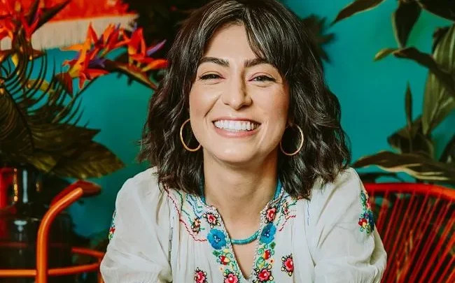 Melissa Villaseñor Biography: Spouse, Net Worth, Kids, Movies, Age, Siblings, Parents, Comedy, Height, TV Shows