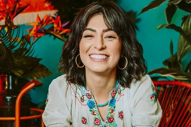 Melissa Villaseñor Biography: Spouse, Net Worth, Kids, Movies, Age, Siblings, Parents, Comedy, Height, TV Shows