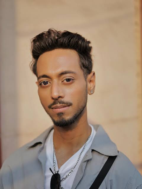 Sarang Patil Biography: Age, Net Worth, Career, Fashion, Blog, Instagram, Partner, Parents